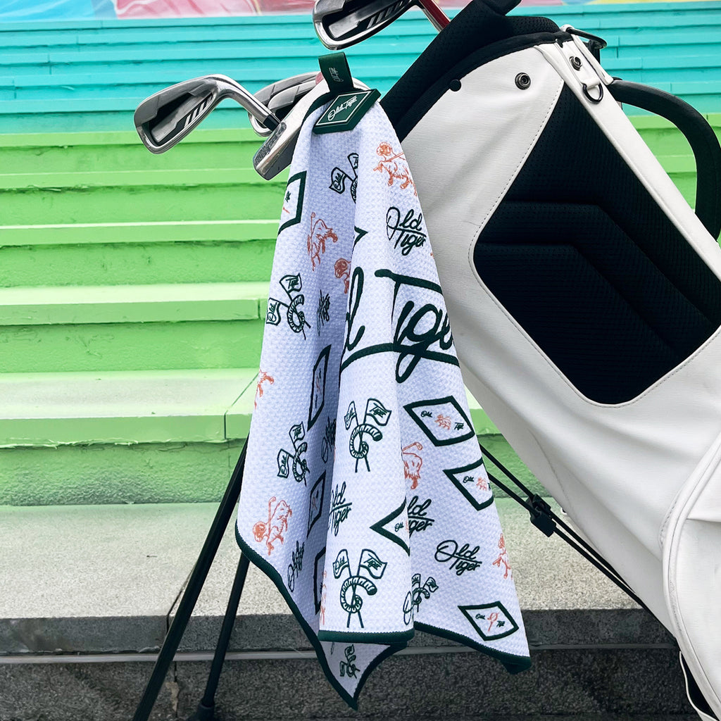 Old Tiger Monogram Print Golf Towel Microfiber Quick Dry Triangle Hook Bag Towel