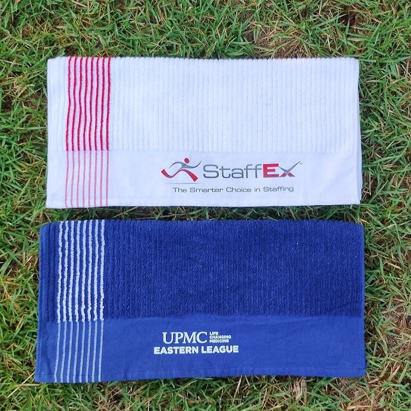 Branded Cotton Stripe Golf Towel 100% Cotton OEM Custom Logo Embroidery 22x42 Inch